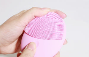 Facial Cleansing Brush